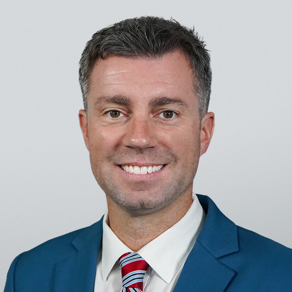 Headshot of Dave Roberts